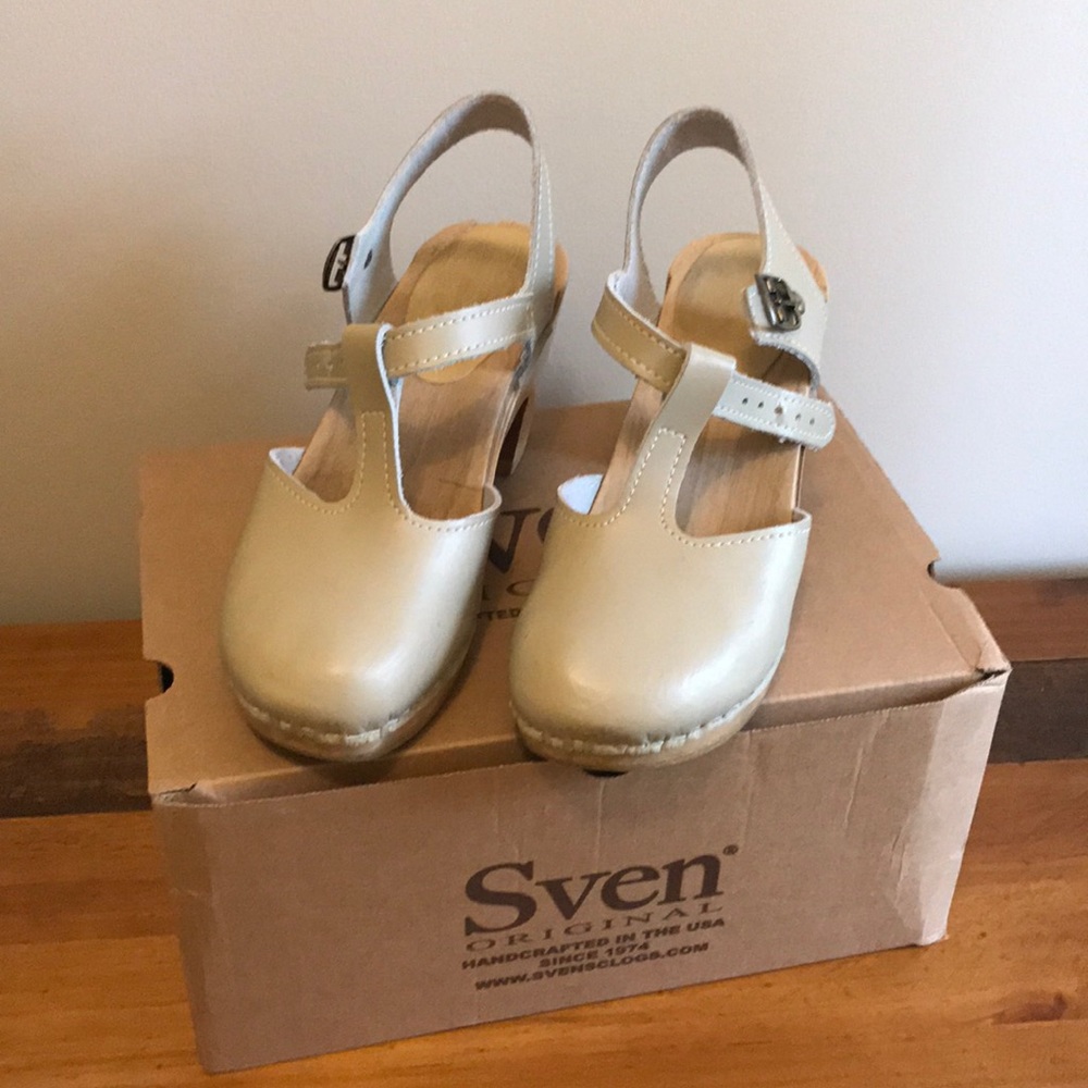 Sven clogs size 37